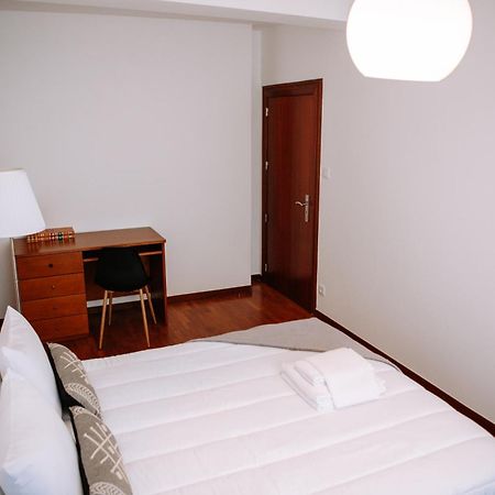 וילה דו קונדה Apartamento T3 Vista Mar - Anzol מראה חיצוני תמונה